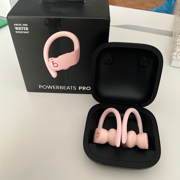 Earphones - Picture 1 of 1